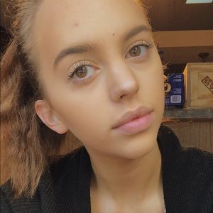 Meet your Posher, Kaylee